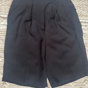 NWOT Bermuda Black Women's long Shorts